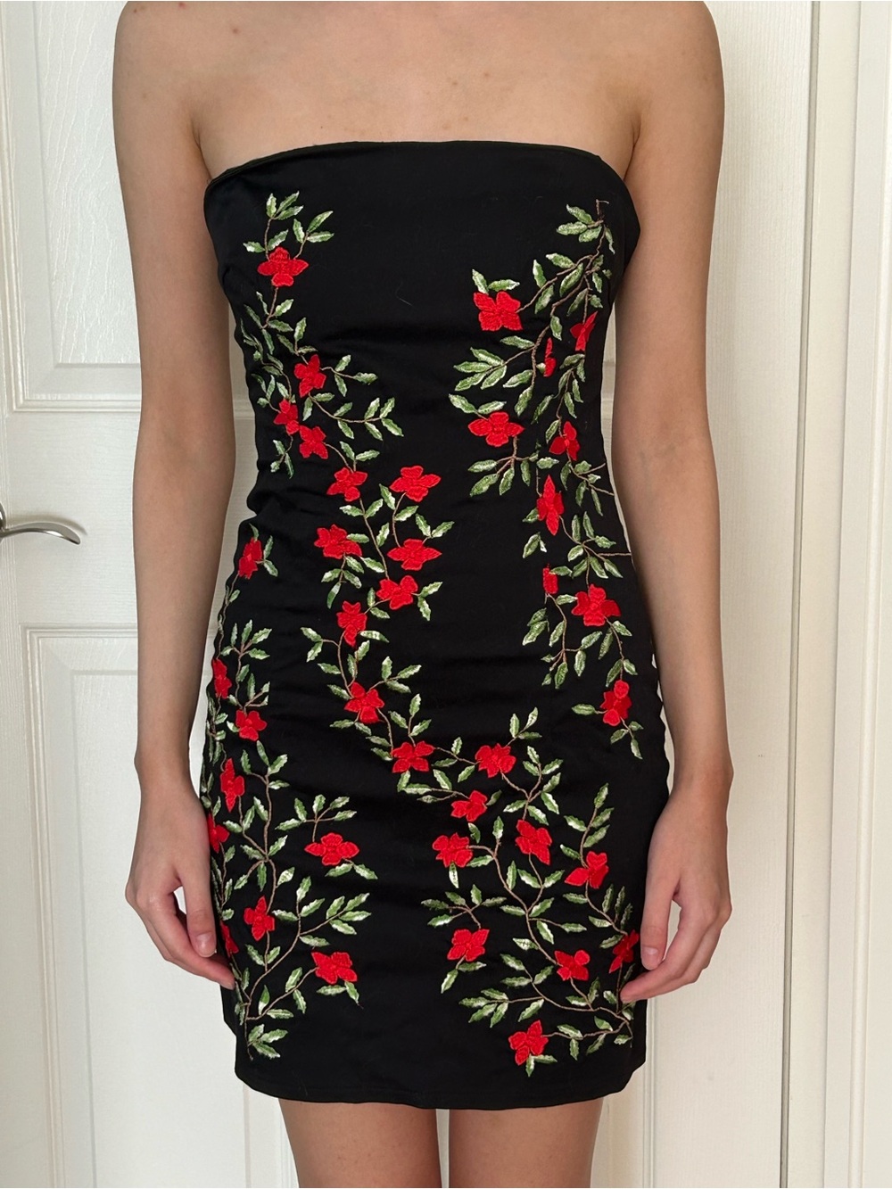 Vintage GUESS Strapless Embroidered Bodycon Dress